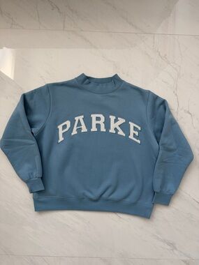 NEW PARKE Varsity Mockneck Sweatshirt in Sky/White Size L/XL